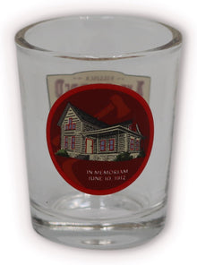 The Villisca Axe Murder House Shot Glass, featuring a design inspired by the infamous 1912 murders, is a perfect tribute for true crime enthusiasts, paranormal fans, and collectors to toast to one of America's most chilling unsolved mysteries.