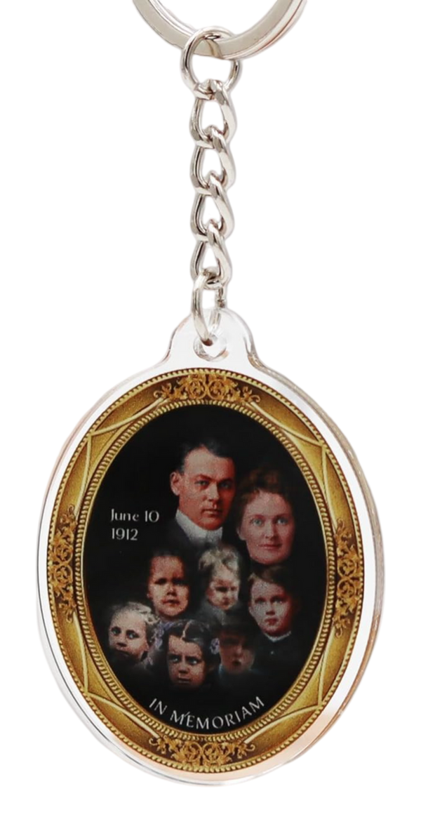Official Villisca Axe Murder House Small Locket Keychain
