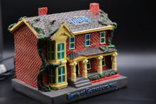 Official Welty House Light Up Replica House